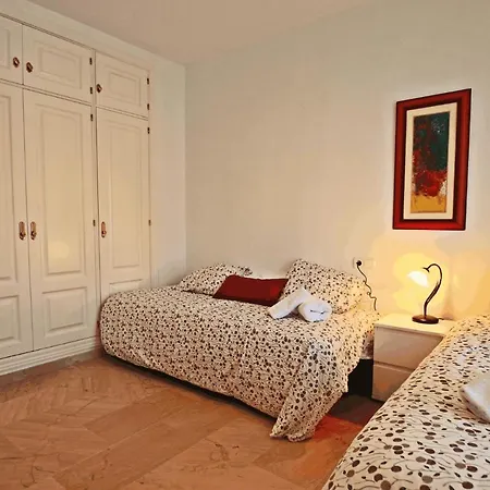 Bajondillo Beach Apartment
